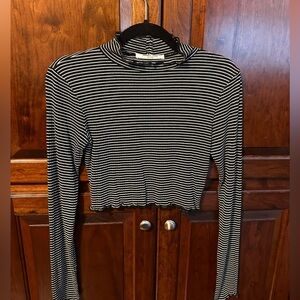 Women’s turtle neck